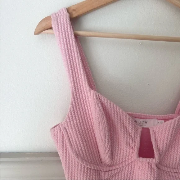 Astr Pink Ribbed Bodysuit size medium - Picture 5 of 8